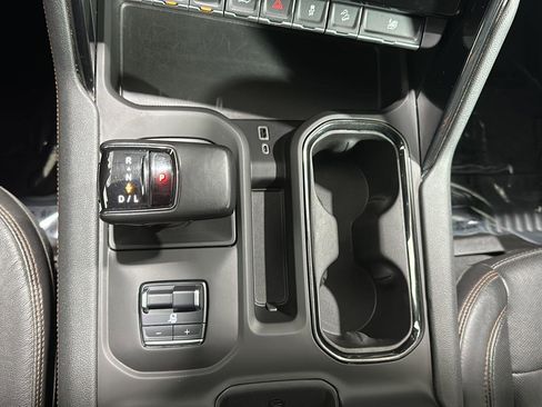 Used 2023 GMC Sierra 1500 AT4 w/ Technology Package image 14