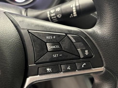 Used 2024 Nissan Sentra SV FWD image 18