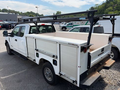 Used 2019 Ford F350 XL w/ XL Value Package AWD/4WD image 3