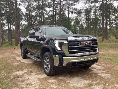 New 2026 GMC Sierra 2500 SLT w/ SLT Premium Package AWD/4WD image 7