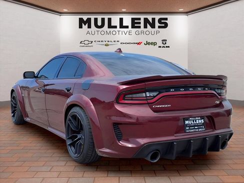 Used 2023 Dodge Charger R/T w/ Plus Group RWD image 7