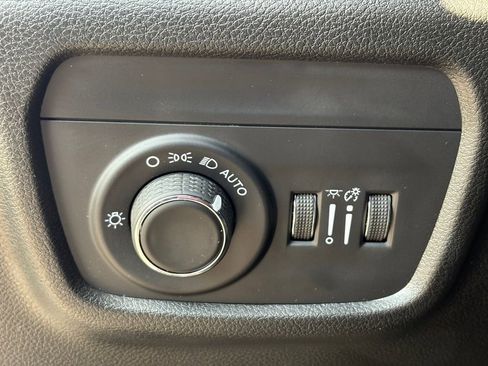 Used 2024 Jeep Grand Cherokee Altitude AWD/4WD image 20