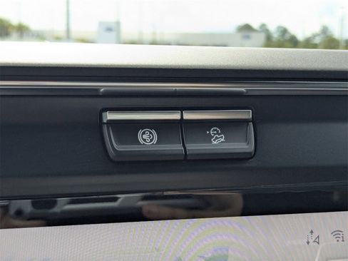 New 2025 Ford F250 Platinum image 53