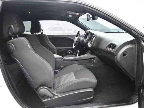 Used 2021 Dodge Challenger R/T Scat Pack RWD image 27