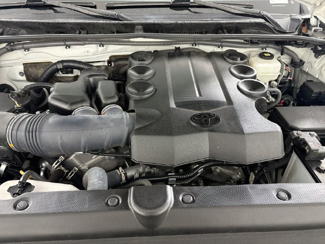 Used 2023 Toyota 4Runner SR5 Premium AWD/4WD image 29
