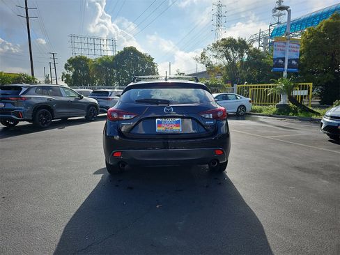 Used 2015 MAZDA MAZDA3 i Touring image 6