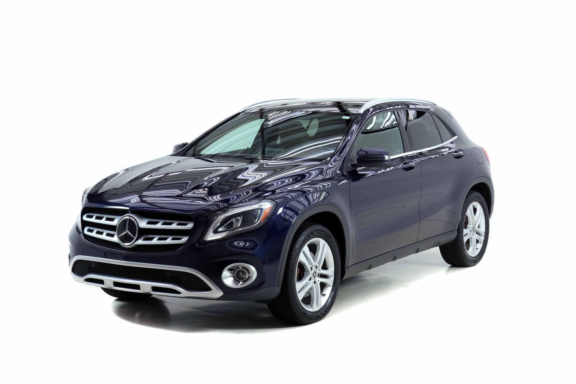Used 2018 Mercedes-Benz GLA 250 4MATIC image 1