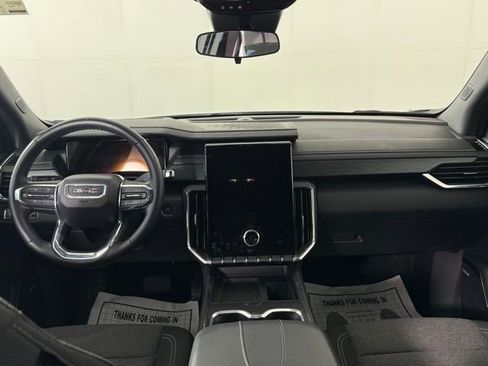 Used 2025 GMC Acadia Elevation image 24