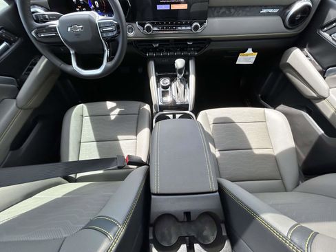 New 2026 Chevrolet Colorado ZR2 w/ Technology Package AWD/4WD image 13
