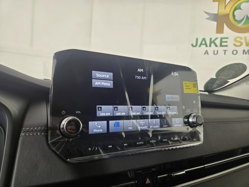 New 2025 Mitsubishi Outlander SE image 19