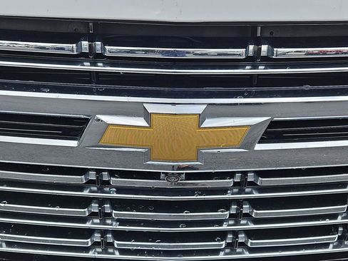 Used 2024 Chevrolet Tahoe Premier RWD image 22