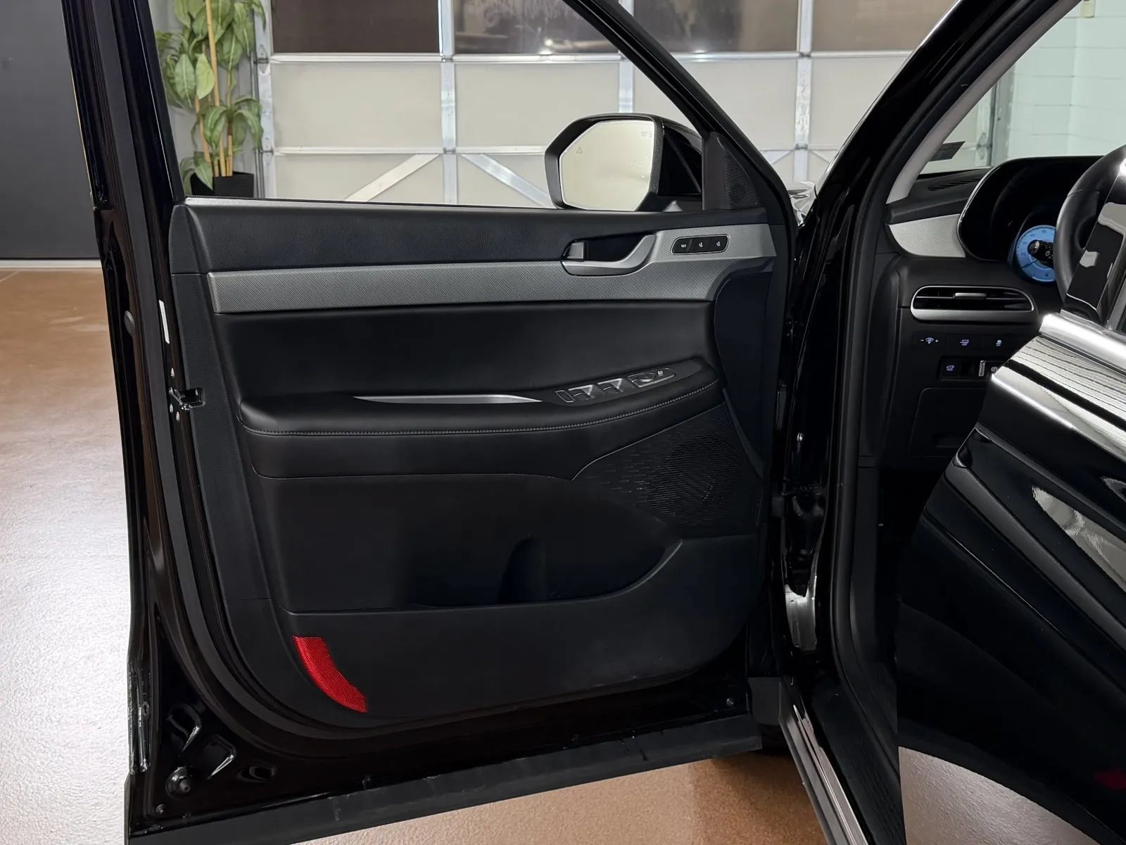 Used 2025 Hyundai Palisade SEL AWD/4WD image 14