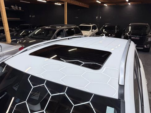 Used 2018 Mercedes-Benz GLE 43 AMG GLE 43 Sport Utility 4D image 5