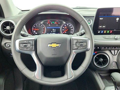 Used 2024 Chevrolet Blazer LT w/ Convenience Package image 12