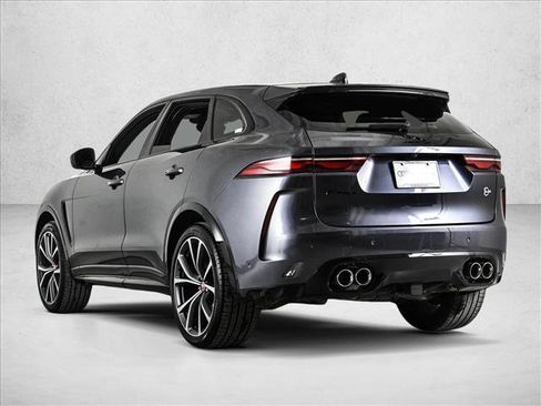 Used 2022 Jaguar F-PACE SVR image 5