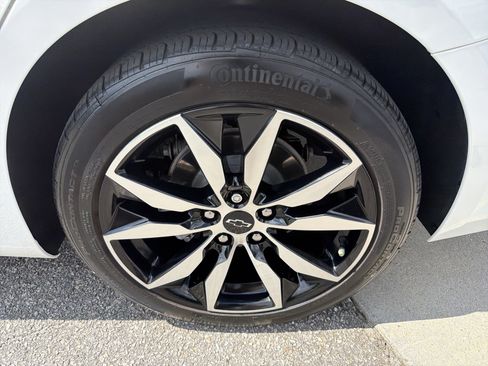Used 2024 Chevrolet Malibu RS FWD image 29