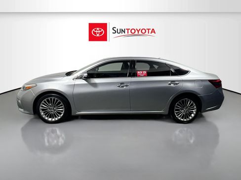 Used 2016 Toyota Avalon Limited w/ Toyota Safety Sense Package FWD image 7