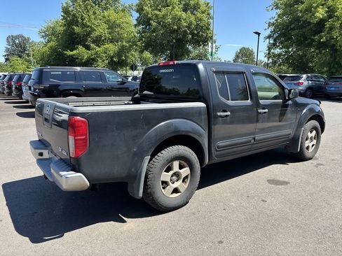 Used 2008 Nissan Frontier SE w/ SE Value Truck Pkg AWD/4WD image 5