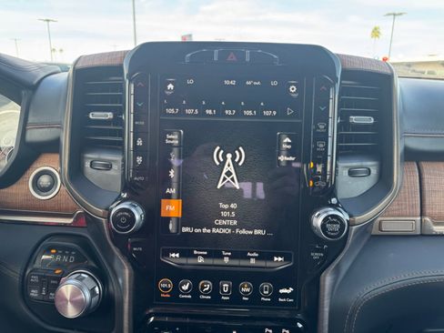 Used 2020 RAM 1500 Longhorn image 21