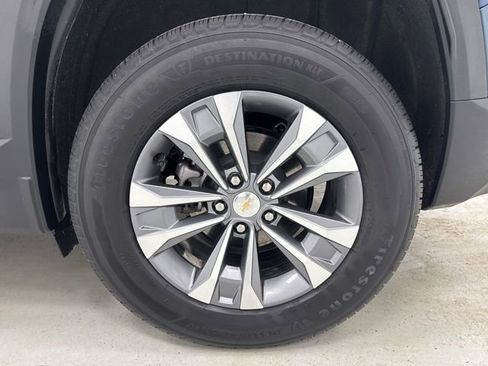 Used 2026 Chevrolet Equinox LT w/ Convenience Package II FWD image 36