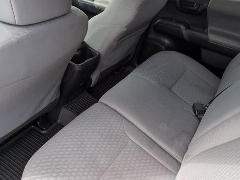 Used 2020 Toyota Tacoma SR w/ SR Convenience Package RWD image 13