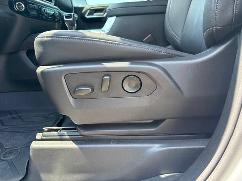 Used 2025 Chevrolet Silverado 1500 LTZ w/ Technology Package AWD/4WD image 19