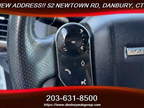Used 2018 Land Rover Range Rover Sport HSE AWD/4WD image 19