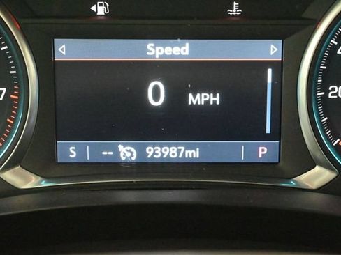 Used 2021 Chevrolet Traverse LT w/ LPO, Floor Liner Package FWD image 39
