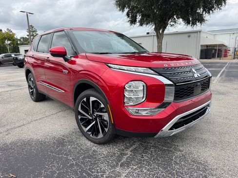 New 2025 Mitsubishi Outlander SE image 10