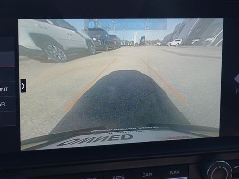 Used 2021 Porsche Macan S image 8