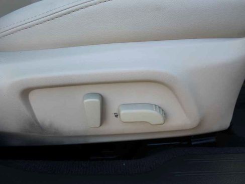 Used 2016 Subaru Outback 3.6R Limited image 33