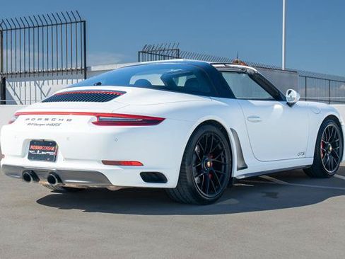 Used 2019 Porsche 911 Targa 4 GTS AWD/4WD image 16