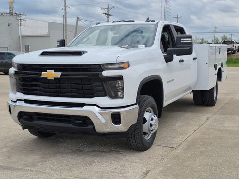 New 2026 Chevrolet Silverado 3500 W/T w/ WT Convenience Package AWD/4WD image 3