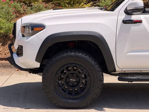 Used 2019 Toyota Tacoma TRD Pro AWD/4WD image 10