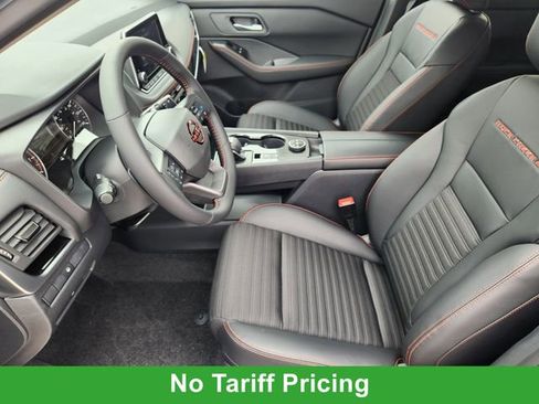 New 2026 Nissan Rogue SV image 10