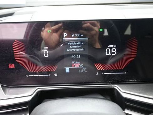 Used 2025 Kia Sorento S FWD image 10