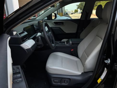 Used 2026 Toyota RAV4 XLE Premium FWD image 10