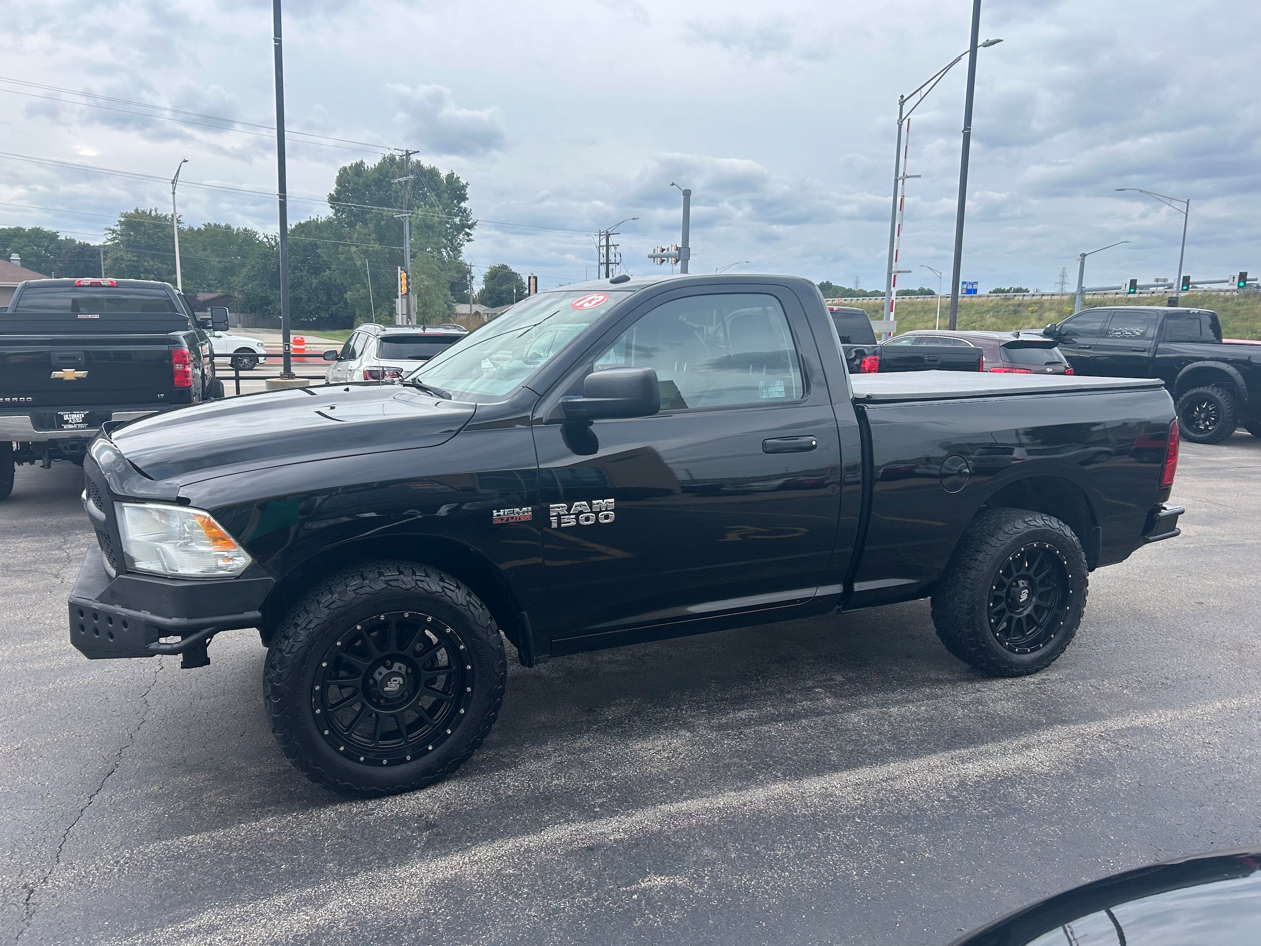 Used 2013 RAM 1500 Express AWD/4WD image 3