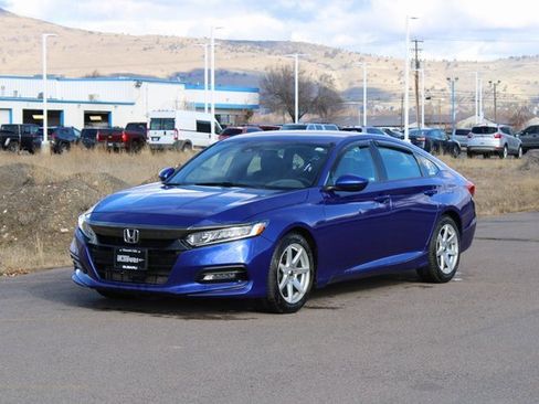 Used 2019 Honda Accord Sport image 8