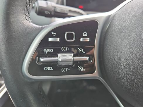 Used 2020 Mercedes-Benz GLB 250 image 23