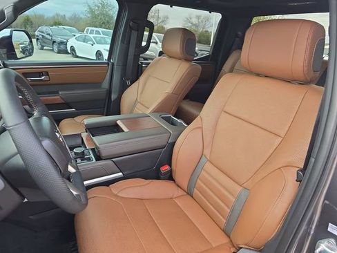 Used 2025 Toyota Tundra 1794 Edition image 13