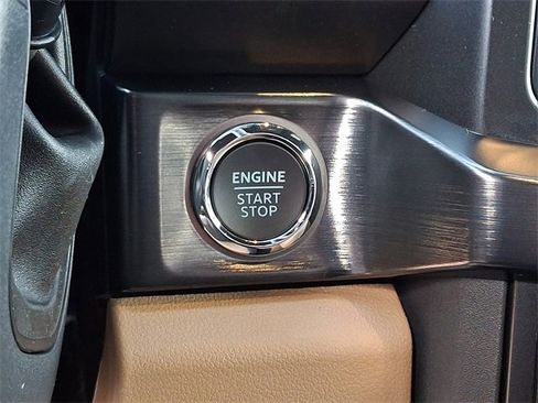 New 2026 Ford F250 Lariat w/ FX4 Off-Road Package image 14