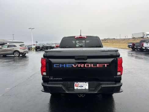 Used 2024 Chevrolet Colorado Z71 w/ Z71 Convenience Package 2 image 8