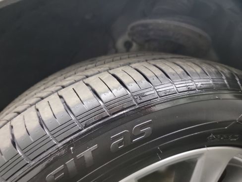 Used 2017 Toyota Camry LE image 31