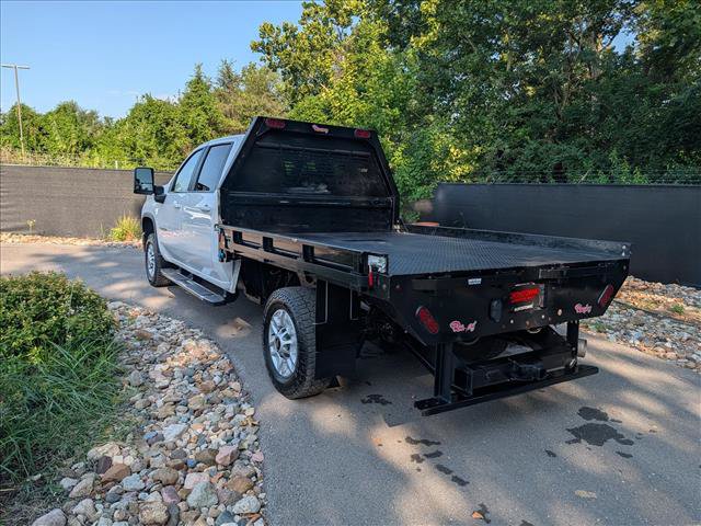Used 2024 Chevrolet Silverado 2500 LT w/ Convenience Package AWD/4WD image 3