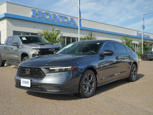 Used 2023 Honda Accord EX image 1
