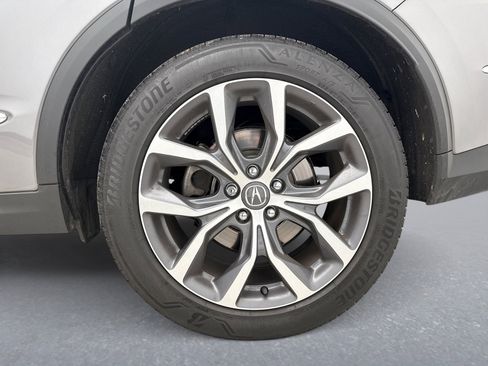 Used 2023 Acura MDX SH-AWD w/ Technology Package image 12