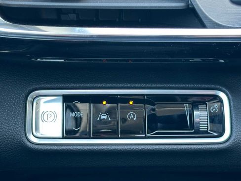 New 2025 Buick Envision Preferred image 36