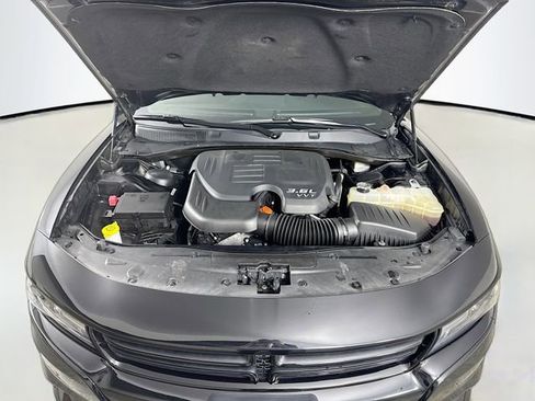 Used 2020 Dodge Charger SXT image 32