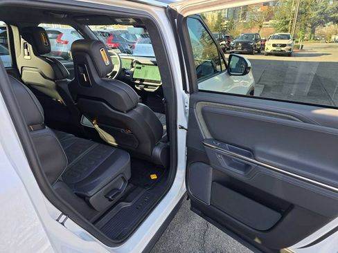 Used 2025 Rivian R1S Adventure image 13